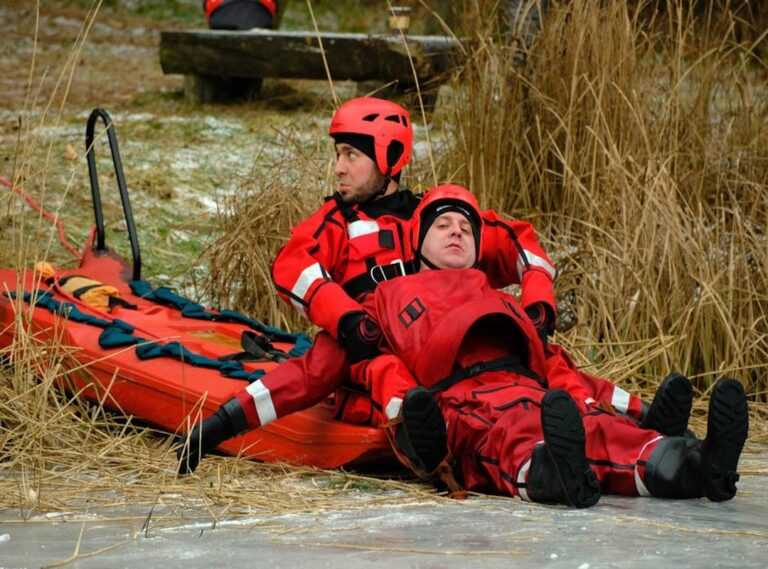 i became the male lead's adopted daughter -53 topmanhua